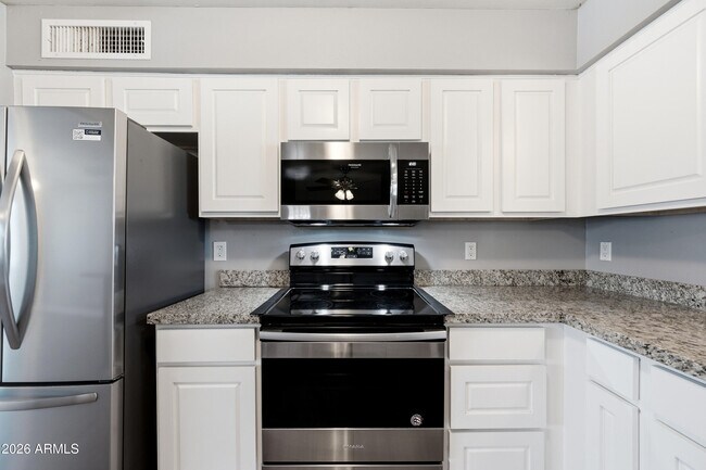1506 W 2nd St Mesa, AZ 85201 photo 2