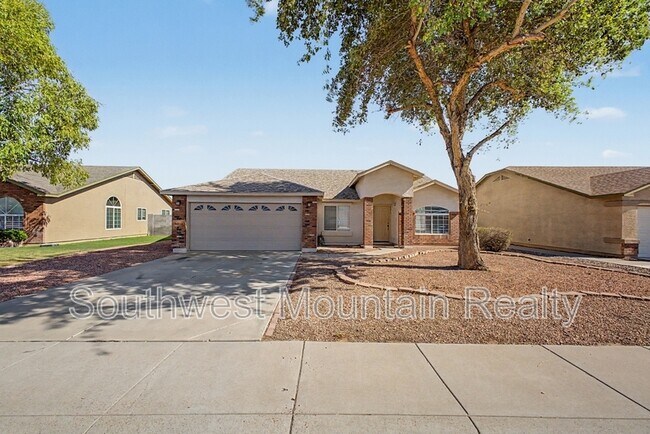 2272 E Remington Pl Chandler, AZ 85286