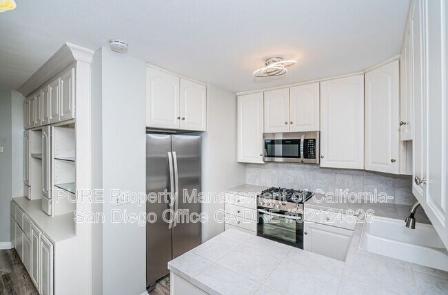 2742 A St San Diego, CA 92102 photo 5