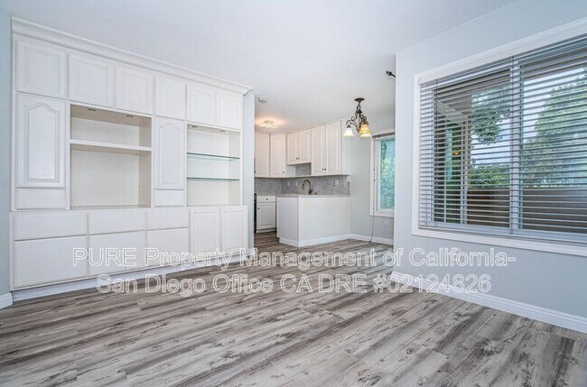 2742 A St San Diego, CA 92102 photo 2