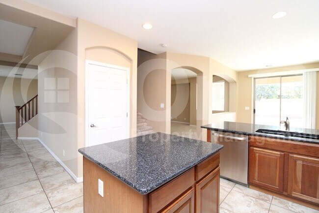 6833 W Burgess Ln Phoenix, AZ 85339 photo 4