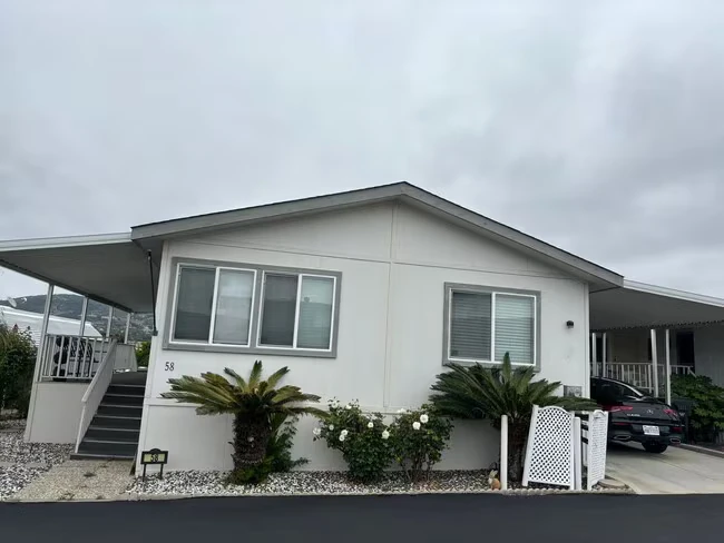 1501 Anza Ave Vista, CA 92084