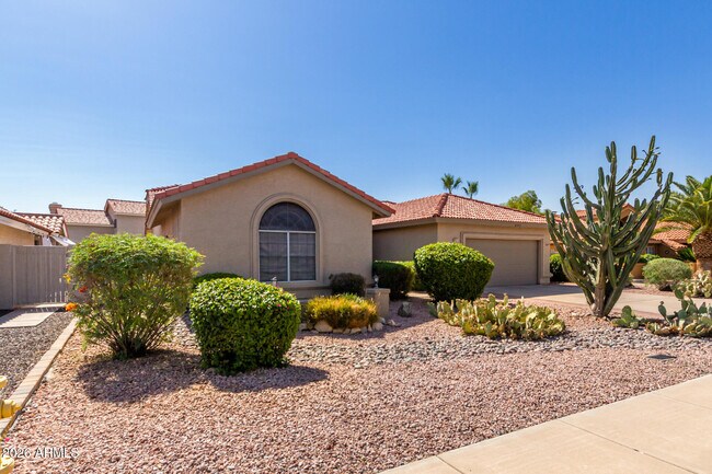 8495 S Maple Ave Tempe, AZ 85284 photo 3