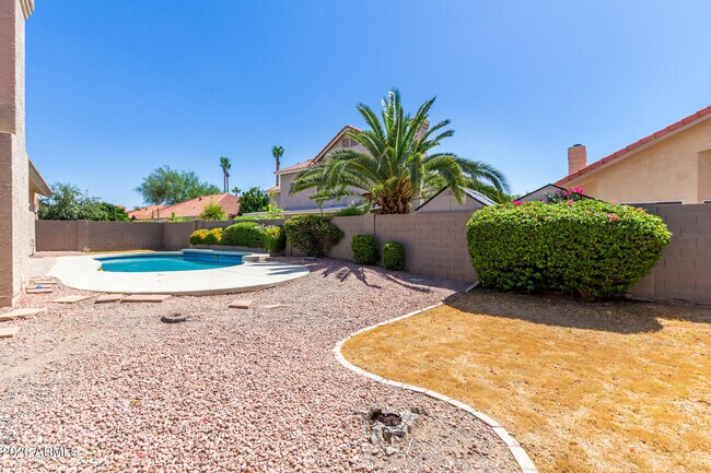 8495 S Maple Ave Tempe, AZ 85284 photo 5