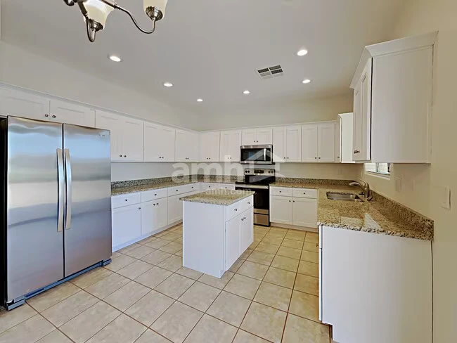 7250 W Alta Vista Rd Phoenix, AZ 85339 photo 3