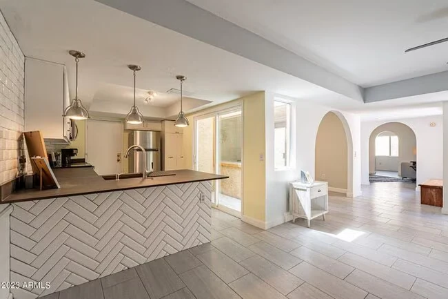 1011 N Cherry Mesa, AZ 85201 photo 5