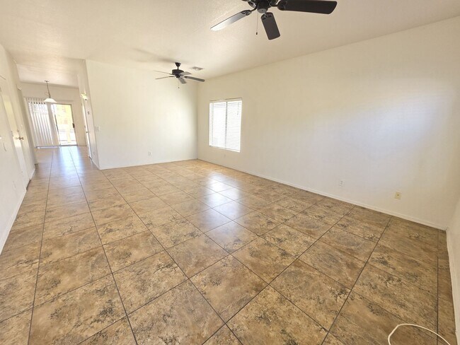 30469 N Plantation Dr San Tan Valley, AZ 85143 photo 4