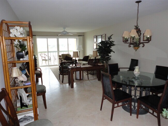 2475 Jefferson St Carlsbad, CA 92008 photo 5