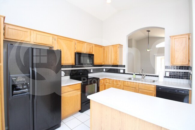 1083 W Orchid Ln Chandler, AZ 85224 photo 3