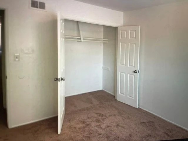 812 Duo Ct Vista, CA 92084 photo 2