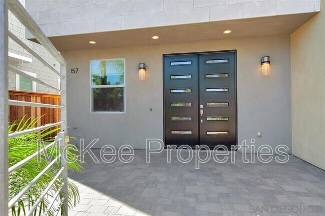 157 Donax Ave Imperial Beach, CA 91932 photo 3