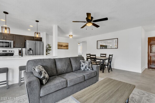 9270 E Mission Ln Scottsdale, AZ 85258 photo 5