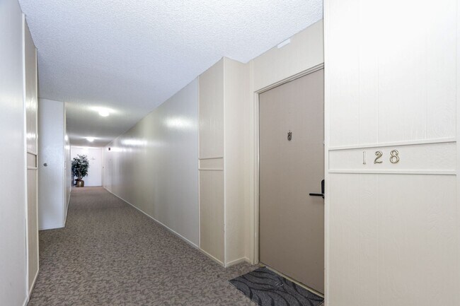 380 Vallejo Dr Millbrae, CA 94030 photo 3