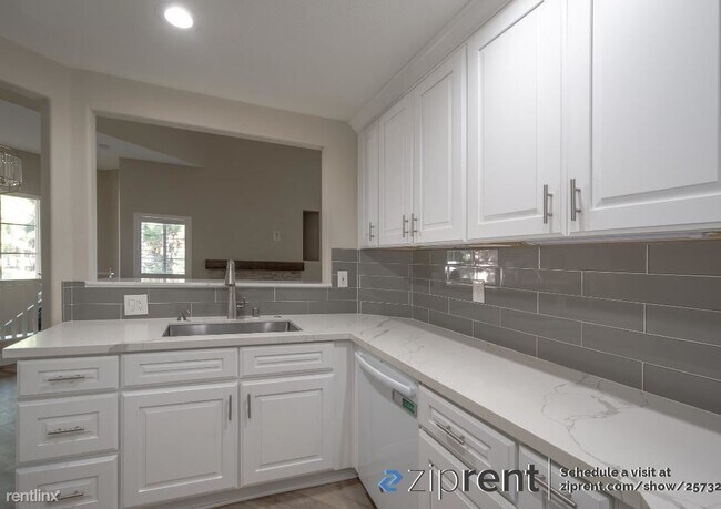 11945 Tivoli Park Row San Diego, CA 92128 photo 5