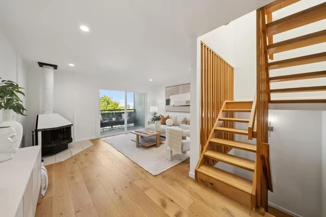 4028 Farm Hill Blvd Redwood City, CA 94061 photo 2