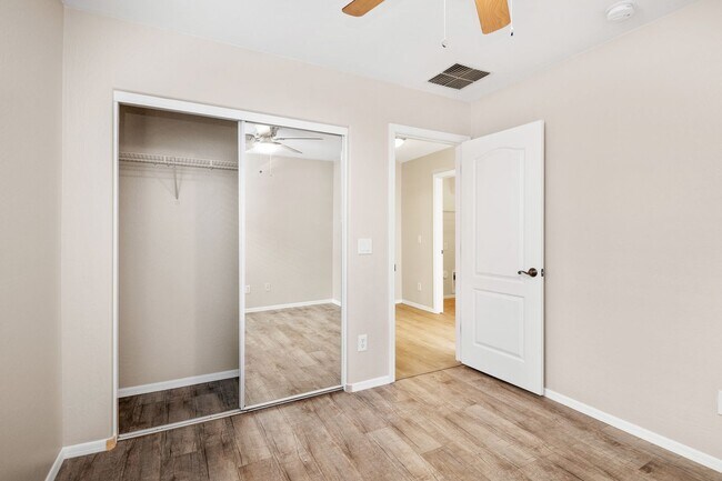 4305 E Carla Vista Dr Gilbert, AZ 85295 photo 4