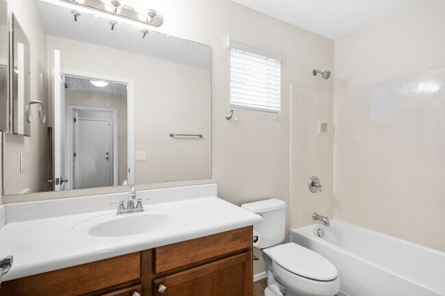 4305 E Carla Vista Dr Gilbert, AZ 85295 photo 5