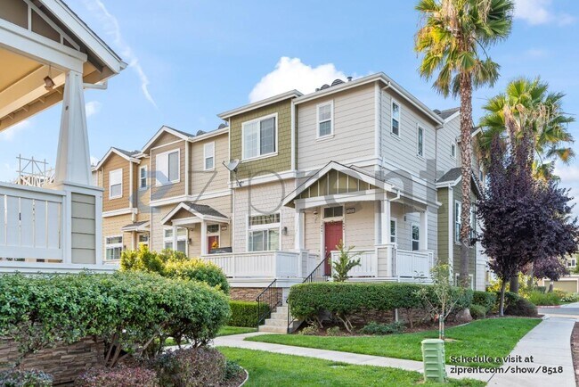 2801 Lavender Ter photo 2