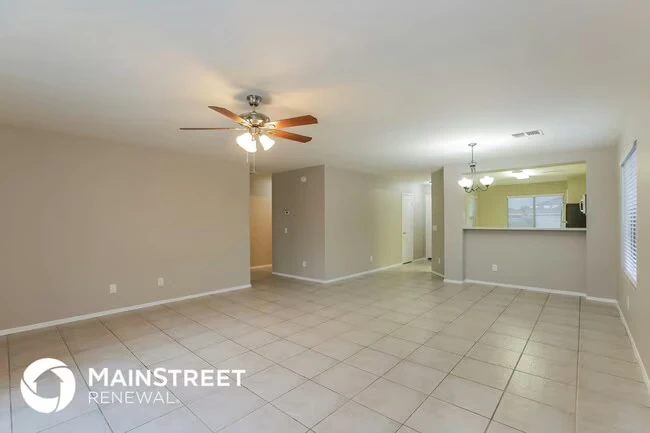 11851 W Roanoke Ave Avondale, AZ 85392 photo 5