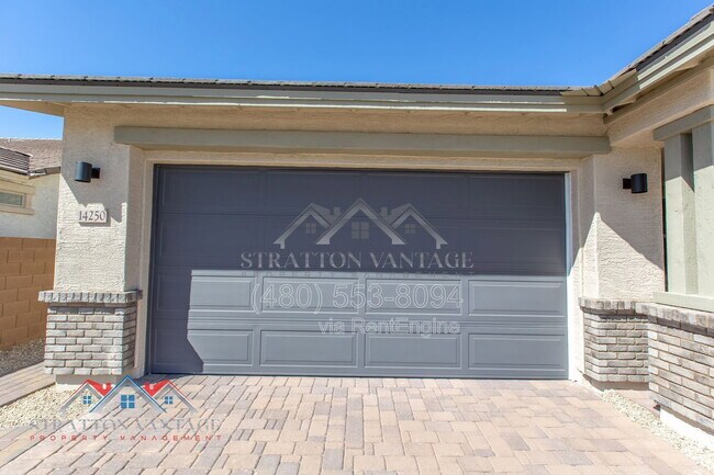 14250 W Soft Wind Dr Surprise, AZ 85387 photo 4