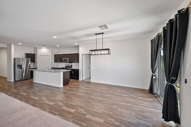4590 W Foldwing Dr San Tan Valley, AZ 85142 photo 4