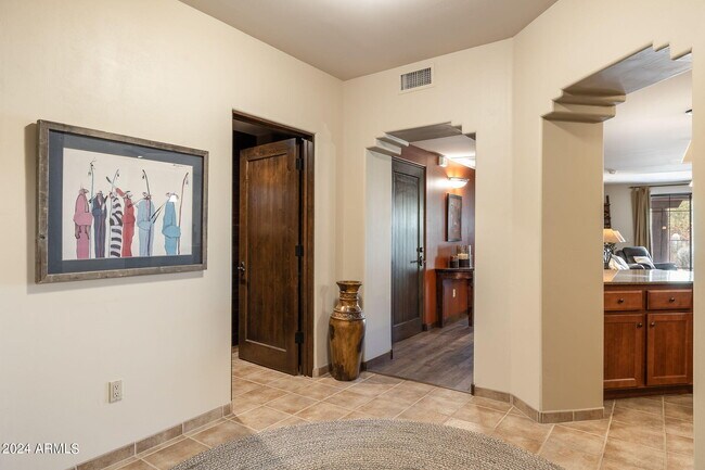 36601 Mule Train Rd Carefree, AZ 85377 photo 3