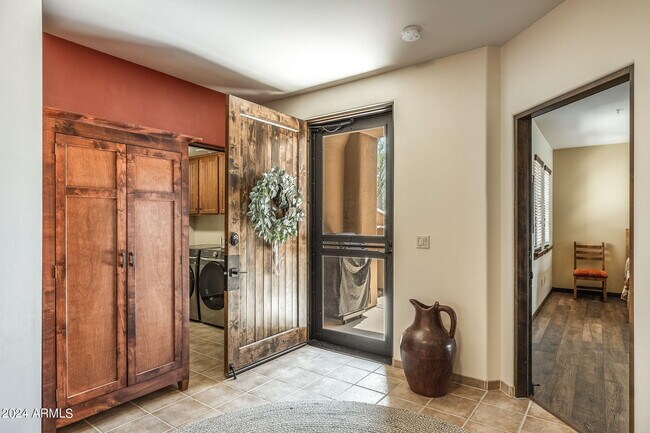 36601 Mule Train Rd Carefree, AZ 85377 photo 2