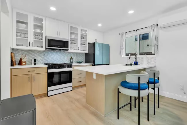 4241 Cherokee Ave San Diego, CA 92104 photo 5