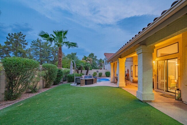 157 E Stacey Ln Tempe, AZ 85284 photo 4