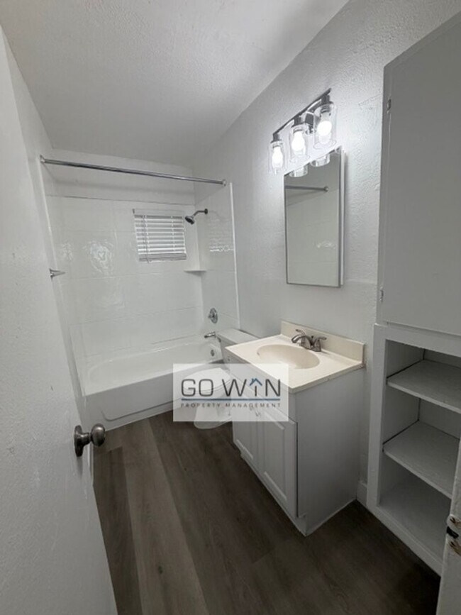 1537 W Pierce St Phoenix, AZ 85007 photo 5