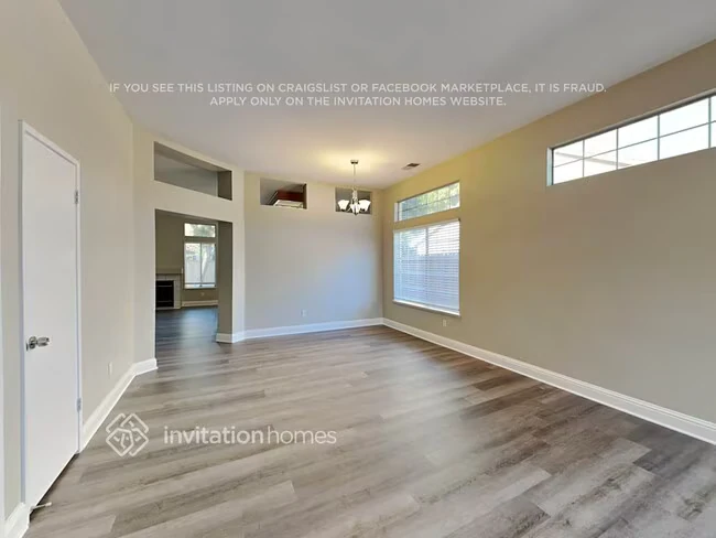 1633 Northwood Dr photo 4