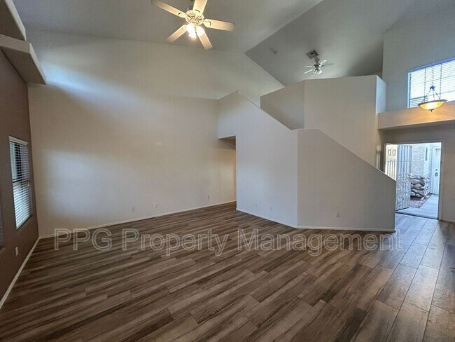 19986 N Matilda Ln Glendale, AZ 85308 photo 4