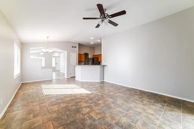 3510 W Thurman Dr Phoenix, AZ 85339 photo 4
