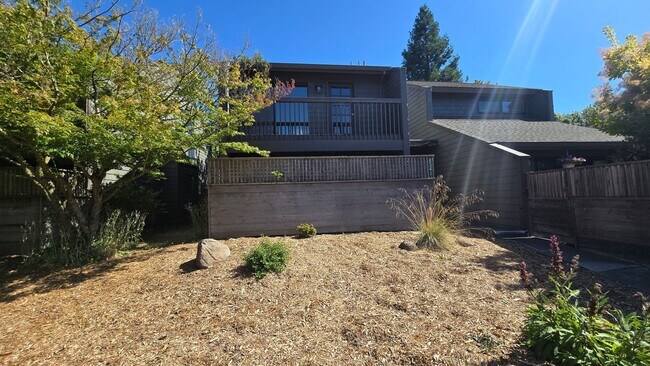 8341 Valley View Ct photo 2