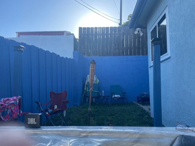 4185 Franklin Ave San Diego, CA 92113 photo 2