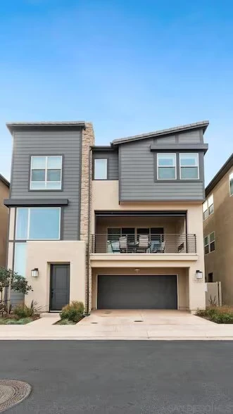 15681 Rennyson Way San Diego, CA 92127