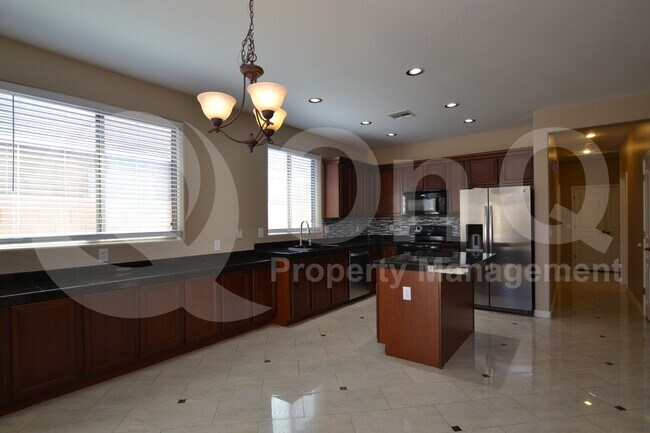 29451 N 69th Ave Peoria, AZ 85383 photo 5