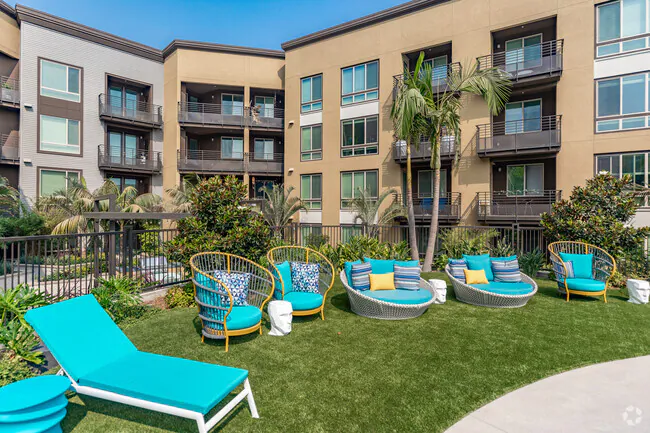 Purl Apartments photo 2