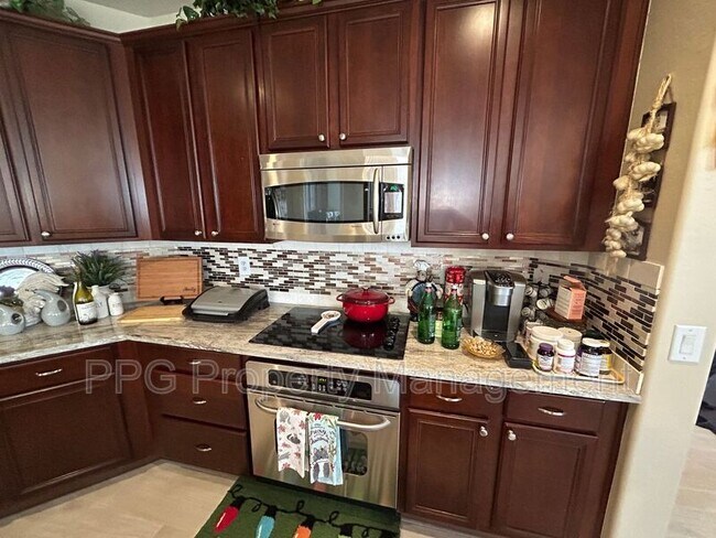 6507 W Silver Sage Ln Phoenix, AZ 85083 photo 4