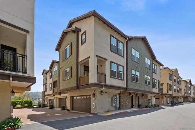 359 Mission Villas Rd San Marcos, CA 92069