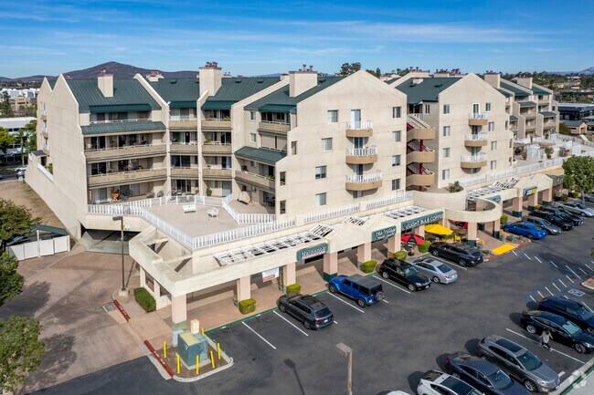 La Mesa Village Plaza photo 3