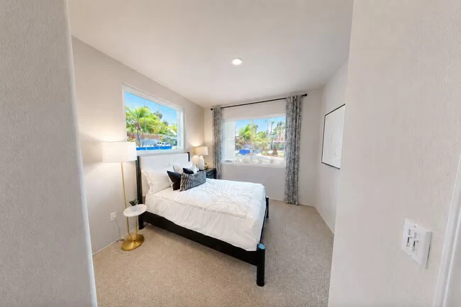 4899 Merida Way Oceanside, CA 92057 photo 5