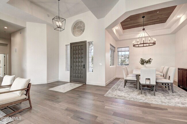 12113 E Sahuaro Dr Scottsdale, AZ 85259 photo 2