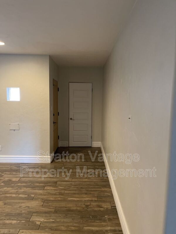 1711 W Osborn Rd Phoenix, AZ 85015 photo 2