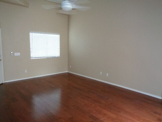 8054 W Zoe Ella Way Peoria, AZ 85382 photo 5