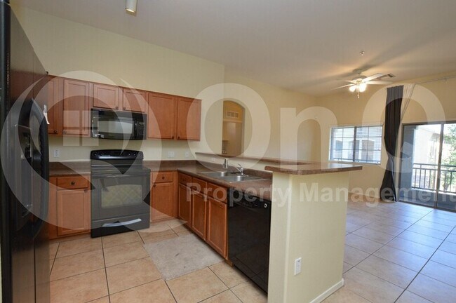 1350 S Greenfield Rd Mesa, AZ 85206 photo 2