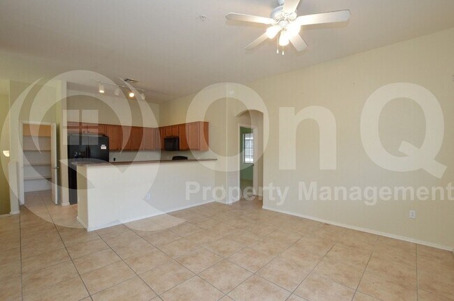 1350 S Greenfield Rd Mesa, AZ 85206 photo 5