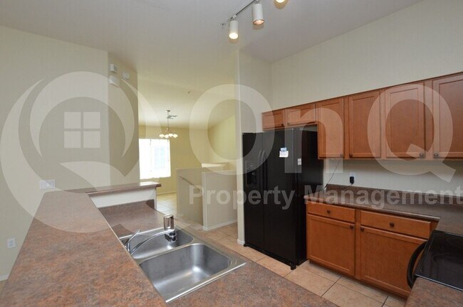 1350 S Greenfield Rd Mesa, AZ 85206 photo 4