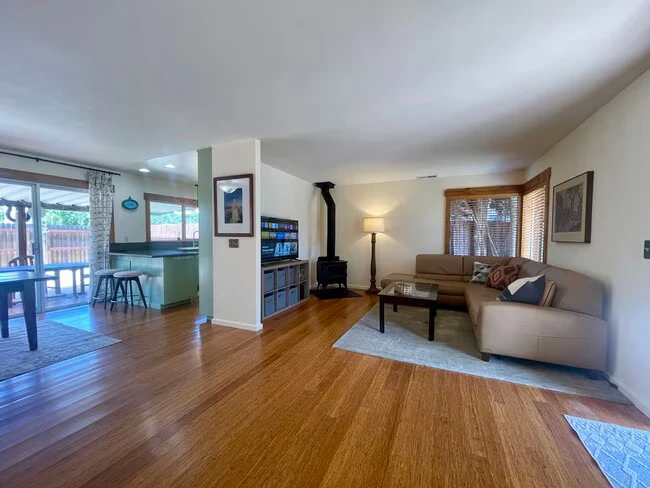 13752 Woodgate Pl Poway, CA 92064 photo 4