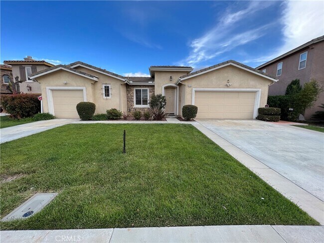 31899 Corte De Pinos Winchester, CA 92596